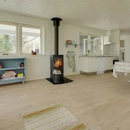 Hébergement de vacances Three-bedroom Holiday In *